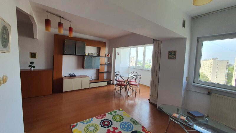 Drumul Taberei colt cu Valea Ialomitei,