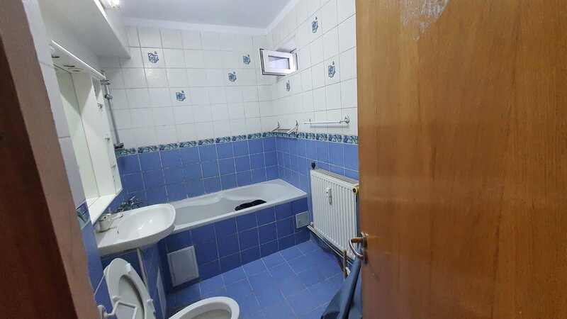 Drumul Taberei colt cu Valea Ialomitei,